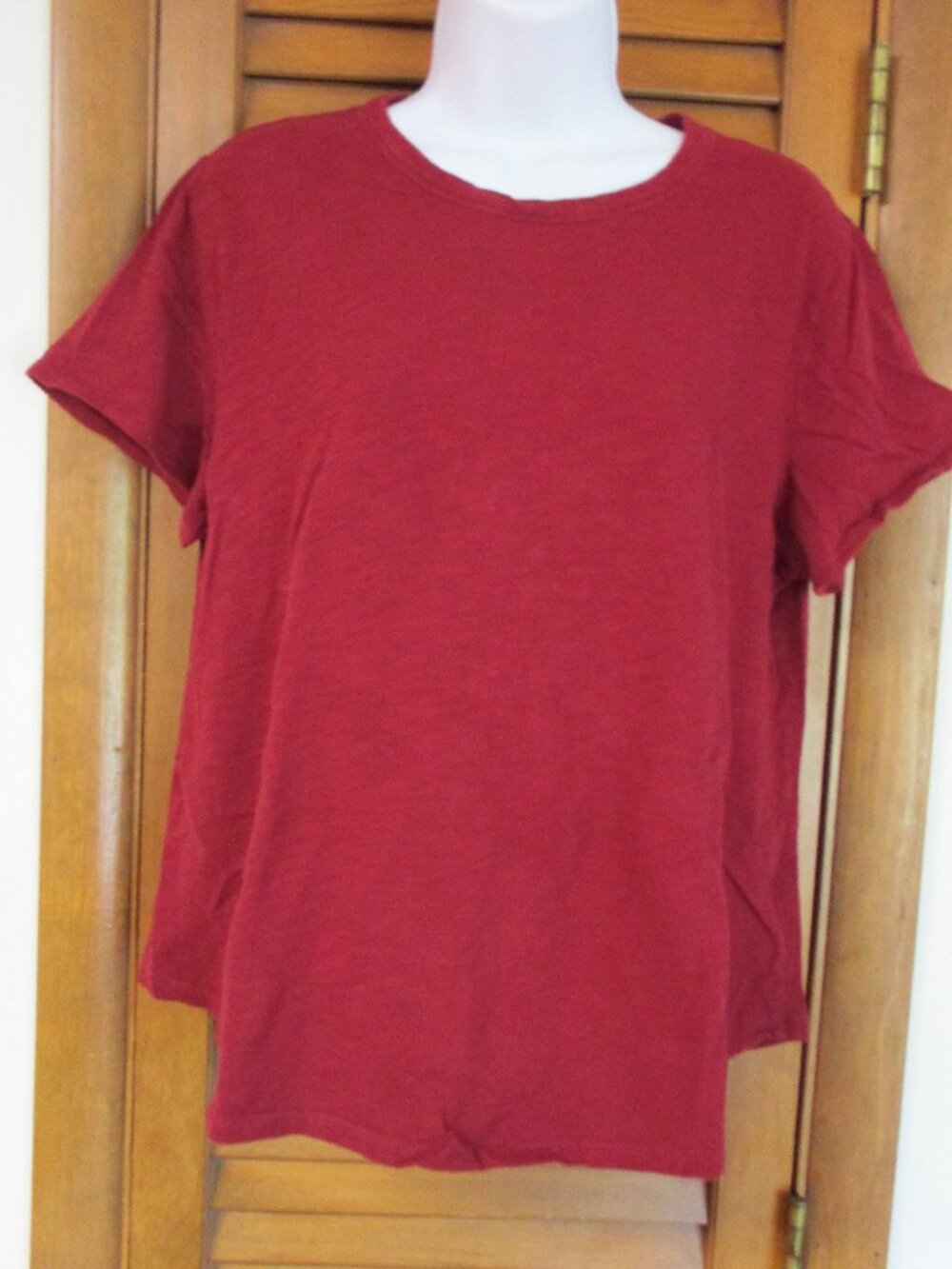 Women's Old Navy tee